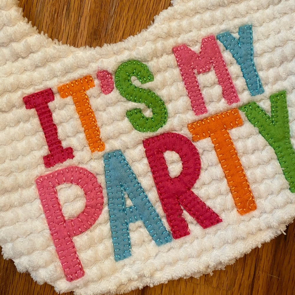 ❌SOLD❌ MudPie 1st or 2nd Birthday Party Baby Bibs Mud Pie Appliqué - Picture 4 of 5